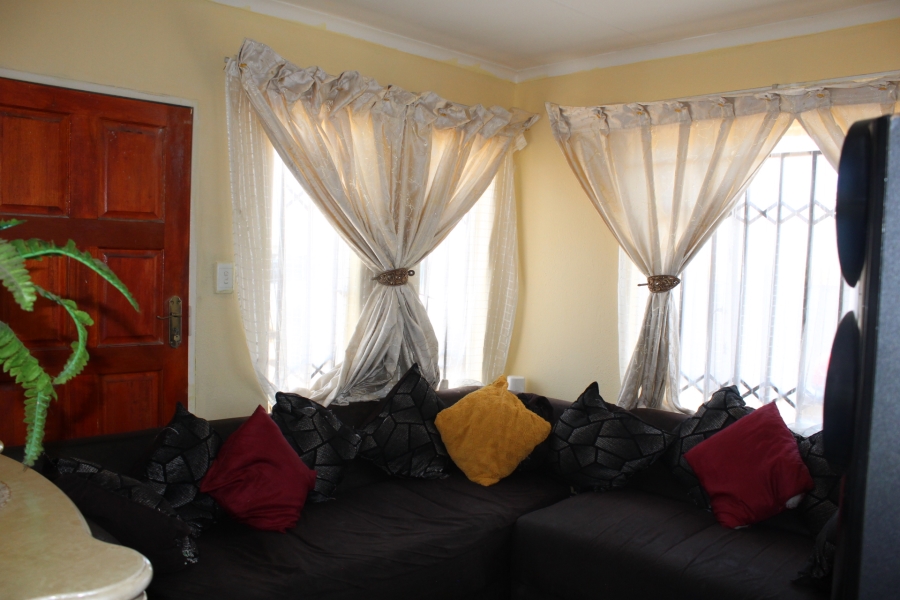 2 Bedroom Property for Sale in Zamdela Free State